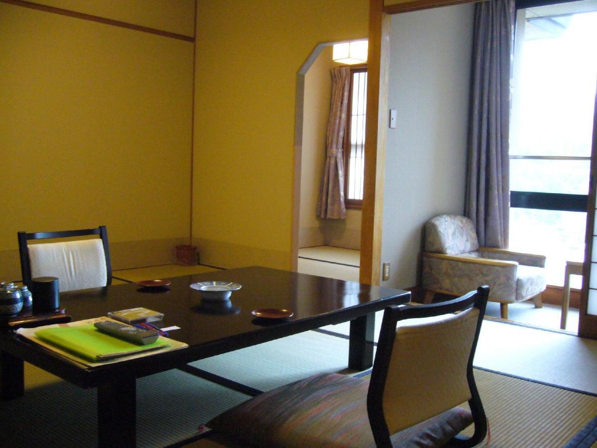 Hotel Keigetsu Achi Buitenkant foto